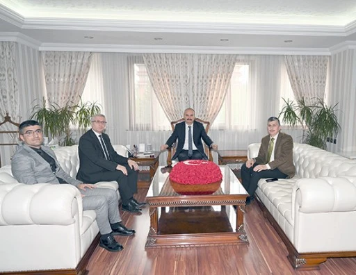 DAİRE BAŞKANINDAN VALİ CANALP’A ZİYARET 