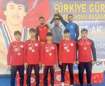 PETROLSPOR, GÜREŞ’TE TÜRKİYE İKİNCİSİ OLDU