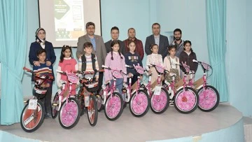 YARIŞMALARIN ÖDÜLLERİ VERİLDİ