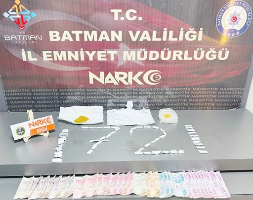 ZEHİR TACİRLERİNE BÜYÜK DARBE: 8 TUTUKLAMA